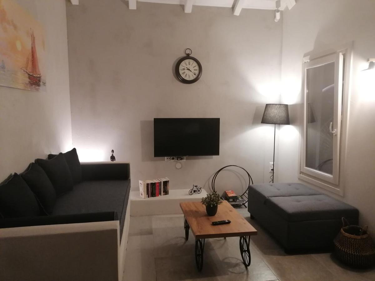 Yalos Luxury Home Agioi Saranta Екстер'єр фото