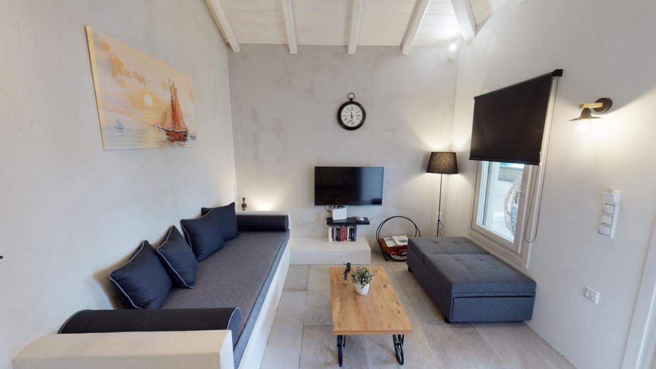 Yalos Luxury Home Agioi Saranta Екстер'єр фото