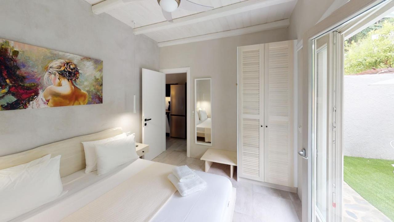 Yalos Luxury Home Agioi Saranta Екстер'єр фото