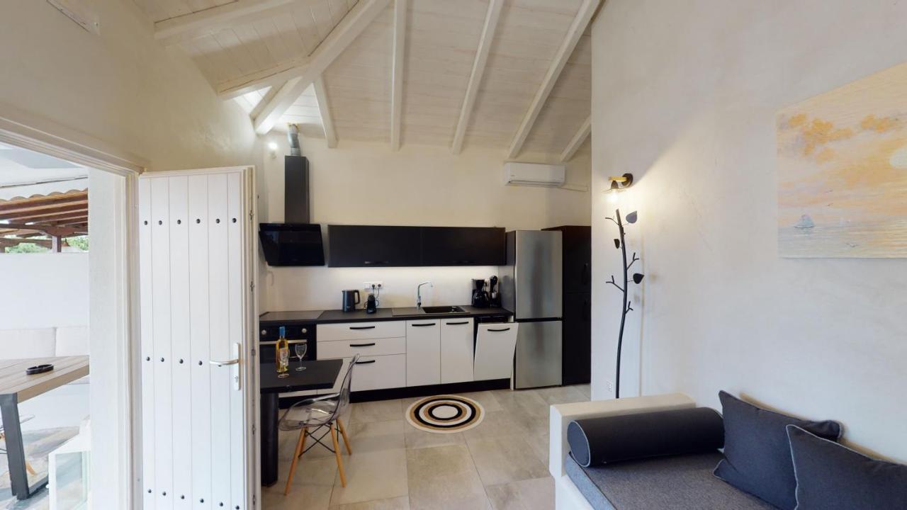 Yalos Luxury Home Agioi Saranta Екстер'єр фото